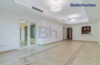 Apartment - 2 Bedrooms - 3 Bathrooms for rent in West Porto Drive - Porto Arabia - The Pearl Island - Doha