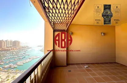 Apartment - 2 Bedrooms - 3 Bathrooms for rent in West Porto Drive - Porto Arabia - The Pearl Island - Doha