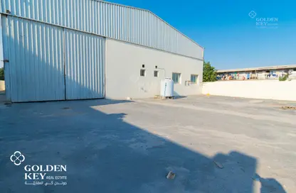 Warehouse - Studio - 2 Bathrooms for rent in Industrial Area 1 - Industrial Area - Doha