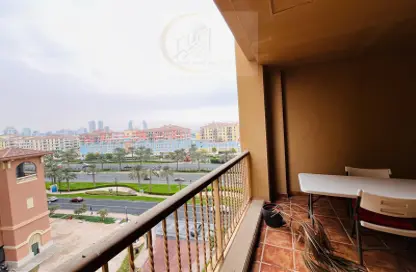 Apartment - 1 Bedroom - 2 Bathrooms for rent in West Porto Drive - Porto Arabia - The Pearl Island - Doha