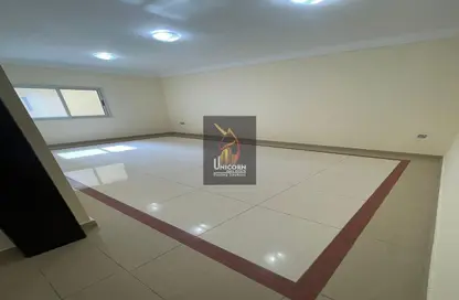 Apartment - 2 Bedrooms - 2 Bathrooms for rent in Al Sadd Road - Al Sadd - Doha