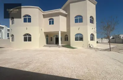 Villa for rent in Onaiza Street - Diplomatic Area - Doha