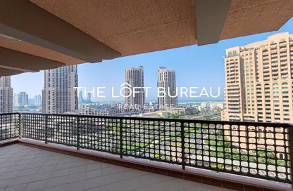 Apartment - 2 Bedrooms - 3 Bathrooms for rent in West Porto Drive - Porto Arabia - The Pearl Island - Doha