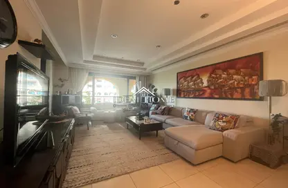 Apartment - 2 Bedrooms - 3 Bathrooms for sale in Tower 6 - Porto Arabia - The Pearl Island - Doha