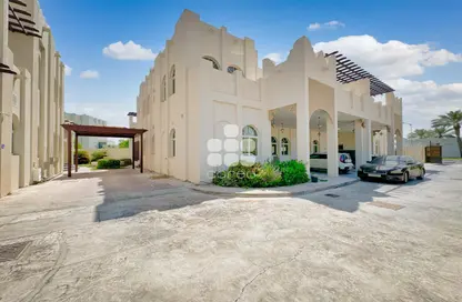 Villa - 5 Bedrooms - 7 Bathrooms for rent in West Gate - West Bay Lagoon - Doha