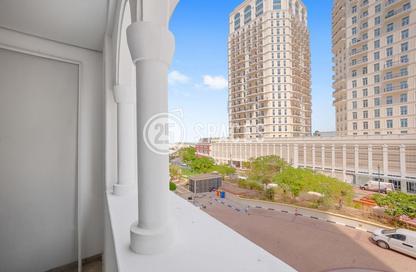 Apartment - 1 Bedroom - 2 Bathrooms for sale in Viva East - Viva Bahriyah - The Pearl Island - Doha