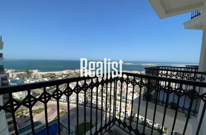 Apartment - 3 Bedrooms - 5 Bathrooms for sale in Viva West - Viva Bahriyah - The Pearl Island - Doha