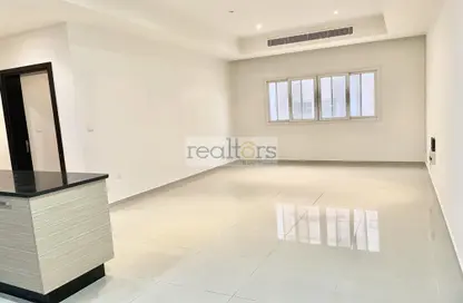 Apartment - 2 Bedrooms - 2 Bathrooms for rent in Al Nasr Street - Al Nasr - Doha