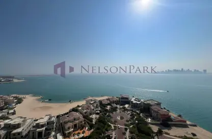 Penthouse - 4 Bedrooms - 6 Bathrooms for sale in Viva West - Viva Bahriyah - The Pearl Island - Doha