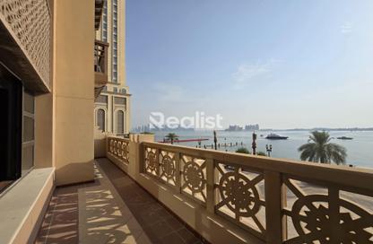 Townhouse - 2 Bedrooms - 3 Bathrooms for rent in Jumanah Tower 29 - Porto Arabia - The Pearl Island - Doha