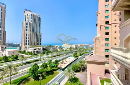 Apartment - 1 Bedroom - 2 Bathrooms for sale in One Porto Arabia - Porto Arabia - The Pearl Island - Doha