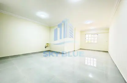 Apartment - 2 Bedrooms - 2 Bathrooms for rent in Al Nasr Street - Al Nasr - Doha