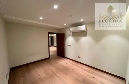 Apartment - 1 Bedroom - 1 Bathroom for rent in Umm Ghuwalina - Umm Ghuwailina - Doha