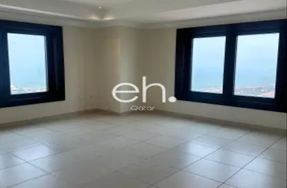 Apartment - 2 Bedrooms - 3 Bathrooms for sale in Tower 24 - Porto Arabia - The Pearl Island - Doha