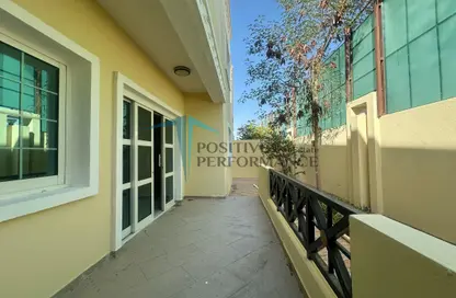 Villa - 4 Bedrooms - 4 Bathrooms for rent in Al Luqta - Al Luqta - Doha