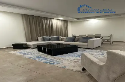 Apartment - 2 Bedrooms - 2 Bathrooms for rent in Lusail City - Lusail