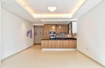 Apartment - 1 Bathroom for rent in Viva Central - Viva Bahriyah - The Pearl Island - Doha