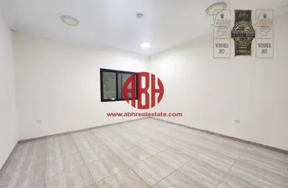 Villa - 5 Bedrooms - 5 Bathrooms for rent in CAP 36 - Ain Khaled - Doha