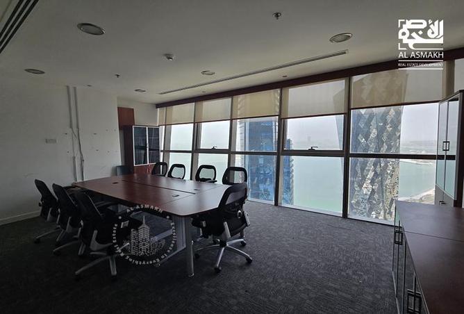 Office Space - Studio - 1 Bathroom for rent in Palm Towers - West Bay - Doha