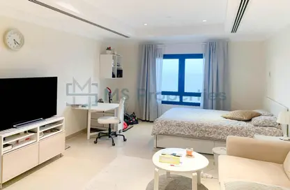 Apartment - 1 Bathroom for sale in East Porto Drive - Porto Arabia - The Pearl Island - Doha