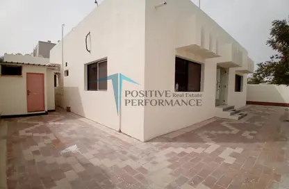 Villa - 3 Bedrooms - 2 Bathrooms for rent in Al Emadi Business Center - Al Hilal West - Al Hilal - Doha