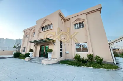 Villa - 6 Bedrooms - 6 Bathrooms for rent in Onaiza - Onaiza - Doha