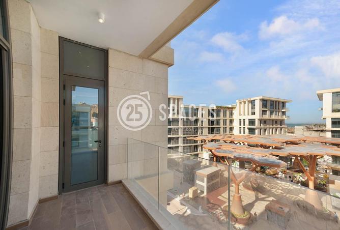 Apartment - 3 Bedrooms - 4 Bathrooms for sale in Gewan Island - The Pearl Island - Doha