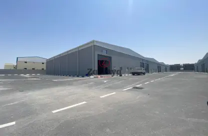 Warehouse - Studio - 1 Bathroom for rent in East Industrial Street - Birkat Al Awamer - Al Wakra