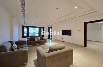 Apartment - 1 Bedroom - 2 Bathrooms for sale in West Porto Drive - Porto Arabia - The Pearl Island - Doha