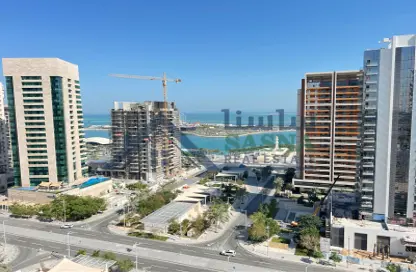 Apartment - 2 Bedrooms - 3 Bathrooms for rent in Marina Tower 21 - Marina District - Lusail