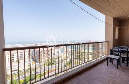 Apartment - 2 Bedrooms - 3 Bathrooms for sale in West Porto Drive - Porto Arabia - The Pearl Island - Doha