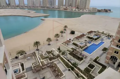 Apartment - 3 Bedrooms - 3 Bathrooms for rent in Viva West - Viva Bahriyah - The Pearl Island - Doha