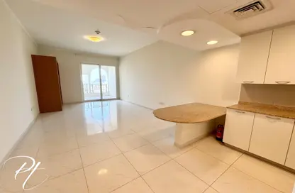 Apartment - 1 Bathroom for rent in Tower 29 - Viva Bahriyah - The Pearl Island - Doha