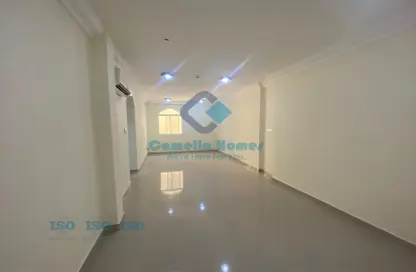 Apartment - 3 Bedrooms - 3 Bathrooms for rent in Ibn Asakir Street - Najma - Doha