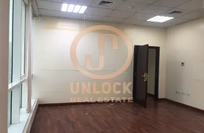 Office Space - Studio - 1 Bathroom for rent in Ramada Commercial Building - Al Rawabi Street - Al Muntazah - Doha