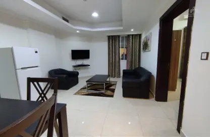 Apartment - 1 Bedroom - 2 Bathrooms for rent in Doha Al Jadeed - Doha