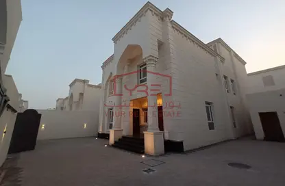 Villa - 7 Bedrooms for sale in Wadi Al Markh - Muraikh - AlMuraikh - Doha