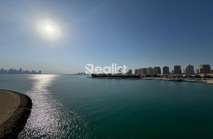 Apartment - 2 Bedrooms - 3 Bathrooms for rent in Viva West - Viva Bahriyah - The Pearl Island - Doha