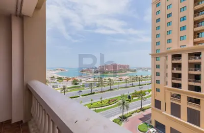 Apartment - 2 Bedrooms - 3 Bathrooms for rent in West Porto Drive - Porto Arabia - The Pearl Island - Doha