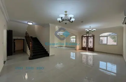 Villa - 4 Bedrooms - 4 Bathrooms for rent in Umm Al Seneem Street - Ain Khaled - Doha