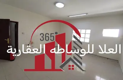 Apartment - 2 Bedrooms - 1 Bathroom for rent in Umm Ghuwalina - Umm Ghuwailina - Doha