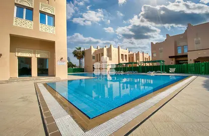 Villa - 4 Bedrooms - 5 Bathrooms for rent in West Gate - West Bay Lagoon - Doha