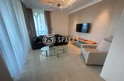 Apartment - 2 Bedrooms - 3 Bathrooms for rent in Viva West - Viva Bahriyah - The Pearl Island - Doha