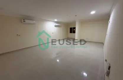 Apartment - 2 Bedrooms - 2 Bathrooms for rent in Al Tabari Street - Fereej Bin Omran - Doha