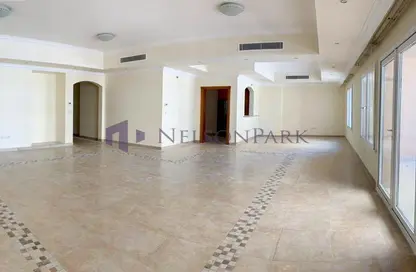 Apartment - 3 Bedrooms - 5 Bathrooms for sale in East Porto Drive - Porto Arabia - The Pearl Island - Doha