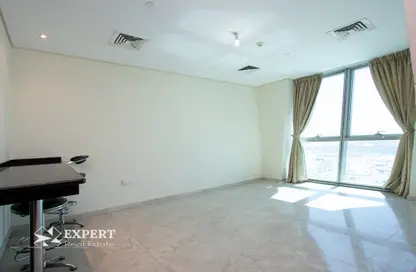 Apartment - 2 Bedrooms - 2 Bathrooms for sale in Zig Zag Tower A - Zig Zag Towers - West Bay - Doha