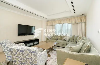 Apartment - 1 Bedroom - 2 Bathrooms for sale in West Porto Drive - Porto Arabia - The Pearl Island - Doha