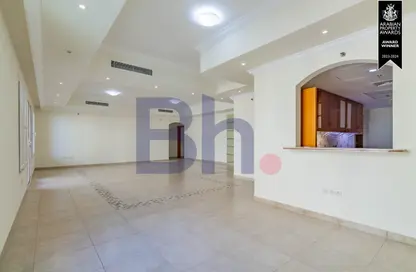 Apartment - 3 Bedrooms - 4 Bathrooms for sale in Piazza Arabia - Porto Arabia - The Pearl Island - Doha