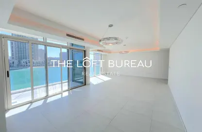 Apartment - 3 Bedrooms - 5 Bathrooms for sale in Gewan Island - The Pearl Island - Doha