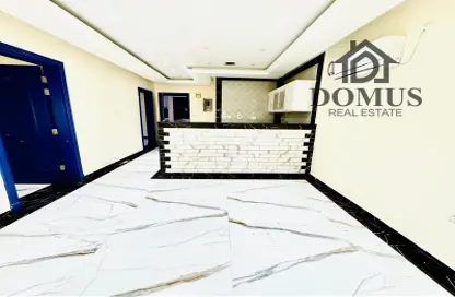 Apartment - 2 Bedrooms - 2 Bathrooms for rent in Thabit Bin Zaid Street - Al Mansoura - Doha